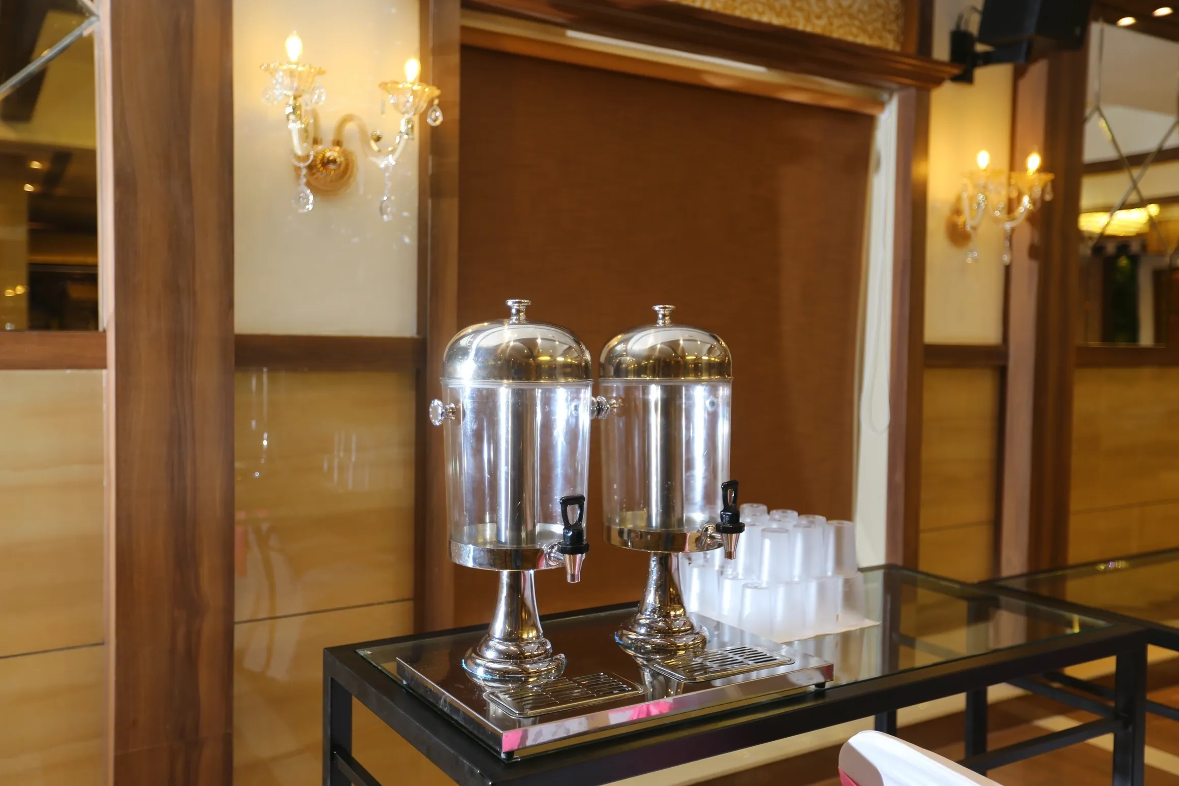 IMPERIAL BANQUETS IMPERIAL BANQUETS